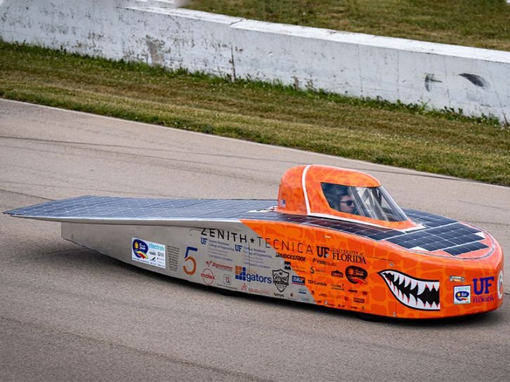 UF Solar Gators racing a solar powered car